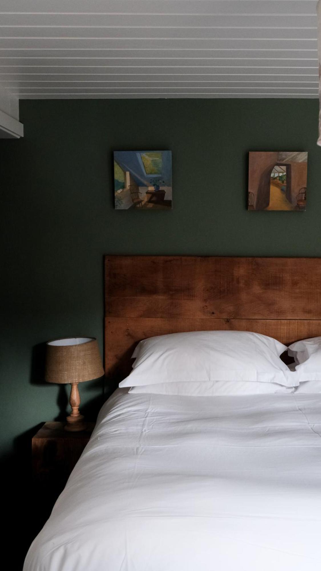 Llys Meddyg Hotel Newport  Ngoại thất bức ảnh